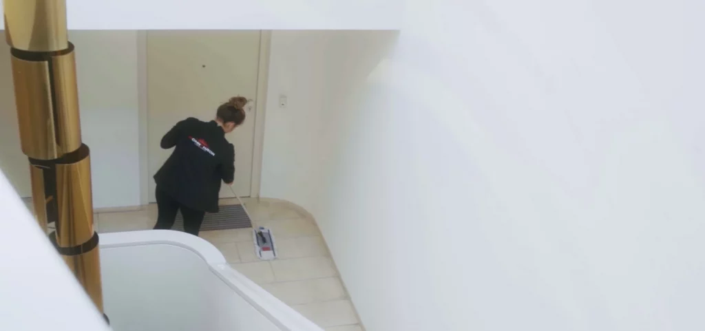 Wohnthron Gebäudereinigung - zuverlässig & profesionell